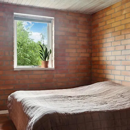 Dom wakacyjny 3 Bedroom Beautiful In *